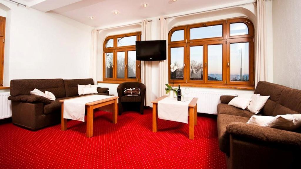 Przystanek Bavaria - Sauny, Parking Oraz Wstep Do Parku Bajek W Cenie! カルパッチ 部屋 写真